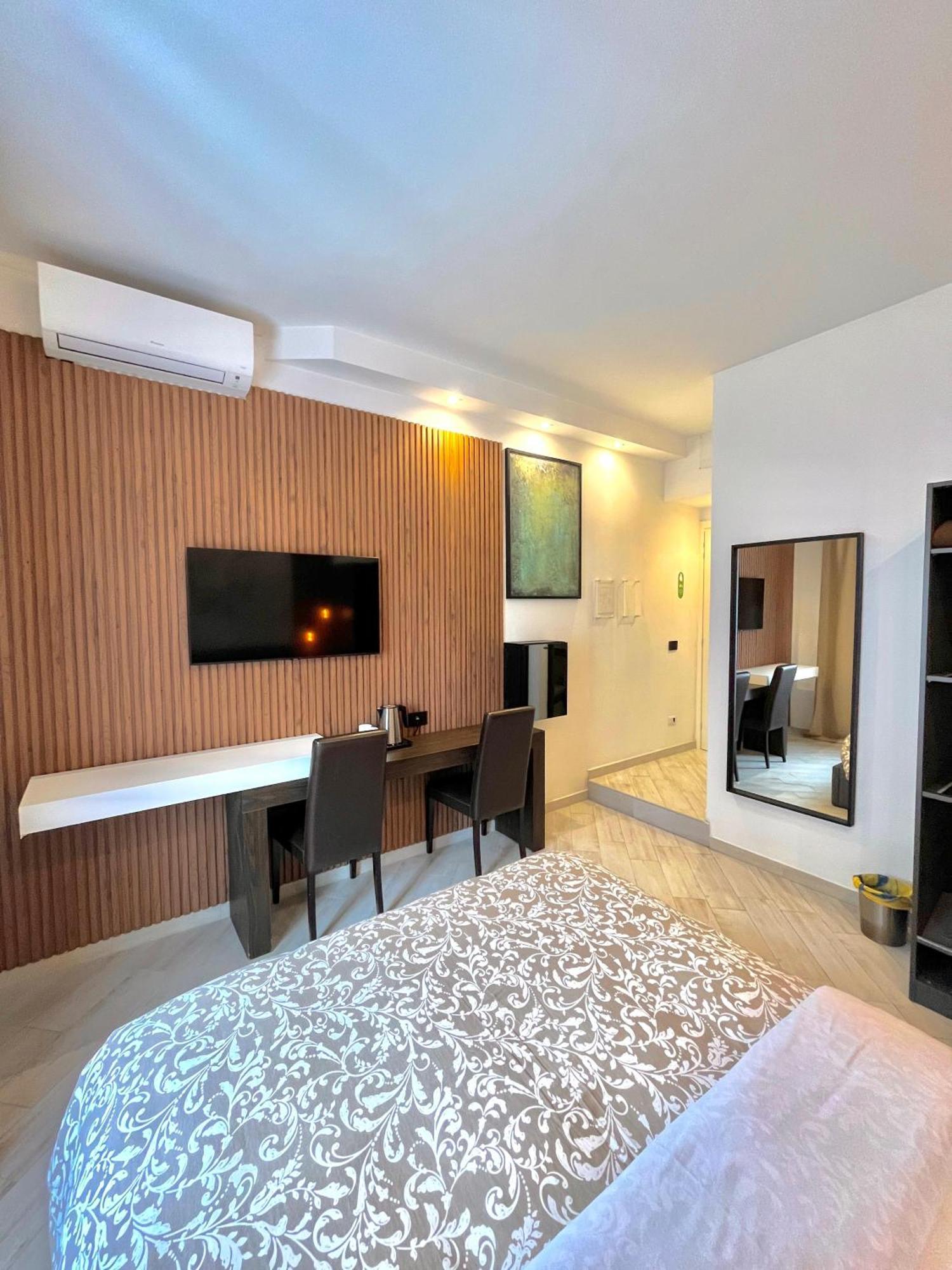 Sol Romae Bed & Breakfast Rome